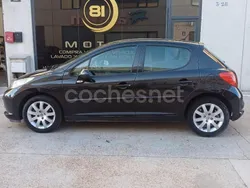 Negro Usado 2007 Peugeot 207 Berlina | 4499 € (Precio justo)