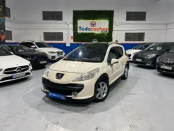 Beige Usado 2008 Peugeot 207 Outdoor Outdoor Familiar | 5490 €