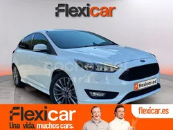 Blanco Usado 2018 Ford Focus ST-Line Berlina | 16.990 € (Precio justo)