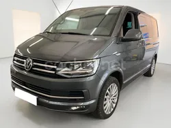 Gris / plata Usado 2017 VW Multivan Highline Monovolumen | 24.990 €