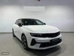 Blanco Usado 2023 Opel Astra S Berlina | 25.900 € (Precio justo)