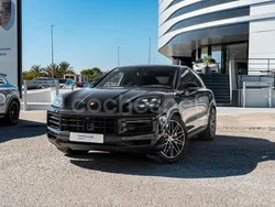 Negro Usado 2024 Porsche Cayenne SUV | 112.700 €