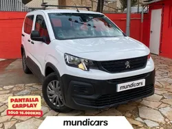 Blanco Usado 2023 Peugeot Rifter Active Monovolumen | 18.990 €