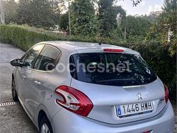Gris / plata Usado 2014 Peugeot 208 Active Utilitario | 7900 € (Un poco caro)