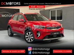Rojo Usado 2023 Kia Stonic SUV | 19.900 € (Precio justo)