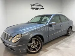 Azul Usado 2004 Mercedes E270 Elegance Berlina | 4490 € (Precio justo)