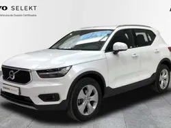 Blanco Usado 2021 Volvo XC40 Momentum SUV | 35.900 €