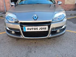 Beige Usado 2011 Renault Laguna III Berlina | 5999 € (Precio justo)