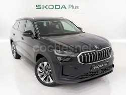 Negro Usado 2024 Skoda Kodiaq Selection SUV | 38.900 € (Caro)