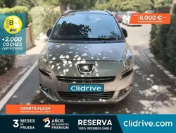 Gris Usado 2011 Peugeot 5008 Allure Monovolumen | 5890 € (Buen precio)
