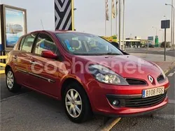 Granate Usado 2006 Renault Clio II Berlina | 3599 € (Precio justo)