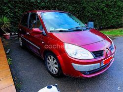 Rojo Usado 2008 Renault Scénic II Monovolumen | 4300 € (Precio justo)