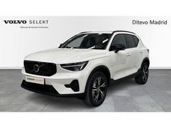 Blanco Usado 2024 Volvo XC40 Plus SUV | 39.800 € (Precio justo)