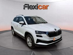 Blanco Usado 2024 Skoda Karoq Selection SUV | 23.490 € (Buen precio)