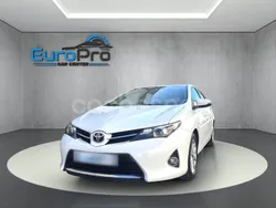 Blanco Usado 2013 Toyota Auris Active Berlina | 11.000 € (Precio justo)