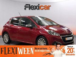 Rojo Usado 2017 Peugeot 208 Style Utilitario | 7990 € (Precio justo)