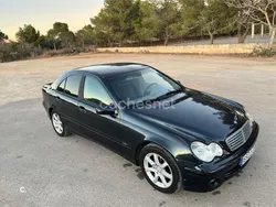 Negro Usado 2004 Mercedes C220 Classic Berlina | 4500 € (Precio justo)