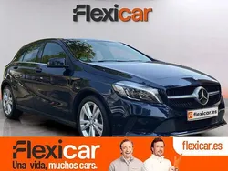 Azul Usado 2017 Mercedes A180 Urban Berlina | 18.490 € (Un poco caro)