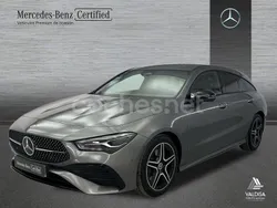 Gris montaña Usado 2024 Mercedes CLA200 Shooting Brake AMG line Familiar | 39.400 € (Precio justo)