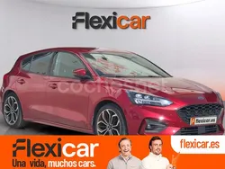 Granate Usado 2019 Ford Focus ST-Line Berlina | 15.990 € (Precio justo)