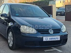 Azul Usado 2007 VW Golf V Sportline Berlina | 6800 € (Precio justo)