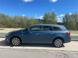 Azul Usado 2013 Opel Astra Excellence Familiar | 3700 € (Precio justo)
