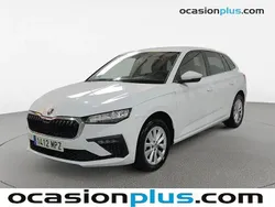 Blanco Usado 2024 Skoda Scala Selection Utilitario | 16.514 € (Super precio)