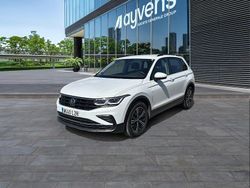Blanco Usado 2022 VW Tiguan Life SUV | 27.400 € (Precio justo)
