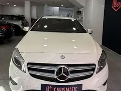 Blanco Usado 2015 Mercedes A200 Urban Utilitario | 13.999 € (Buen precio)