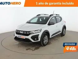 Blanco Usado 2023 Dacia Sandero Expression Utilitario | 14.699 € (Precio justo)