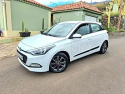 Blanco Usado 2015 Hyundai i20 Berlina | 8490 € (Precio justo)