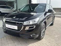 Negro Usado 2015 Peugeot 4008 Crossway SUV | 9990 €