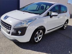 Blanco Usado 2010 Peugeot 3008 Premium Berlina | 4950 € (Precio justo)