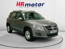 Gris Usado 2011 VW Tiguan Advance SUV | 10.790 € (Buen precio)
