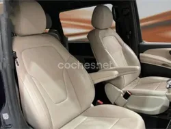 Mercedes V250