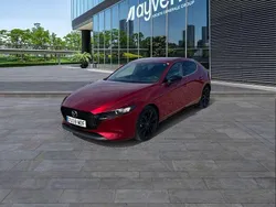 Rojo Usado 2023 Mazda 3 Homura-Line Utilitario | 21.600 € (Precio justo)