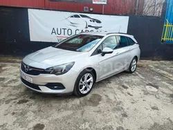 Gris / plata Usado 2021 Opel Astra Business Elegance Familiar | 11.999 € (Un poco caro)