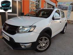 Blanco Usado 2013 Dacia Sandero Stepway Utilitario | 6490 € (Buen precio)
