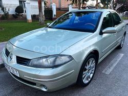 Gris Usado 2005 Renault Laguna II Privilege Berlina | 3500 € (Precio justo)