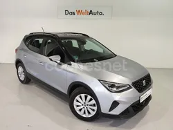 Gris / plata Usado 2024 Seat Arona Style SUV | 20.900 € (Un poco caro)