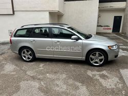 Gris / plata Usado 2008 Volvo V50 Momentum Familiar | 7200 €