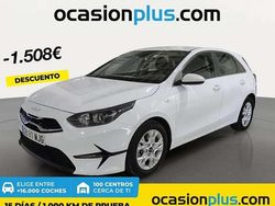 Blanco Usado 2023 Kia Ceed Utilitario | 15.082 € (Buen precio)