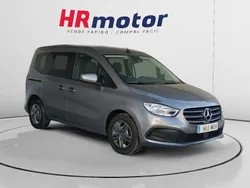 Gris Usado 2023 Mercedes 180 Berlina | 28.110 € (Precio justo)