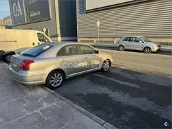 Gris / plata Usado 2003 Toyota Avensis Sol Berlina | 1600 € (Super precio)