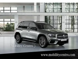 Gris Nuevo 2025 Mercedes GLB200 SUV | 54.100 € (Caro)