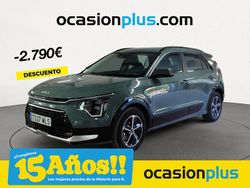 Verde Usado 2023 Kia Niro SUV | 30.690 €