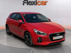 Rojo Usado 2018 Hyundai i30 Berlina | 11.490 € (Precio justo)