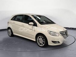 Blanco Usado 2010 Mercedes B180 Monovolumen | 8890 € (Precio justo)