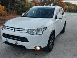 Blanco Usado 2015 Mitsubishi Outlander Motion SUV | 14.450 € (Precio justo)