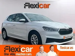 Blanco Usado 2022 Skoda Fabia Ambition Berlina | 13.990 € (Precio justo)